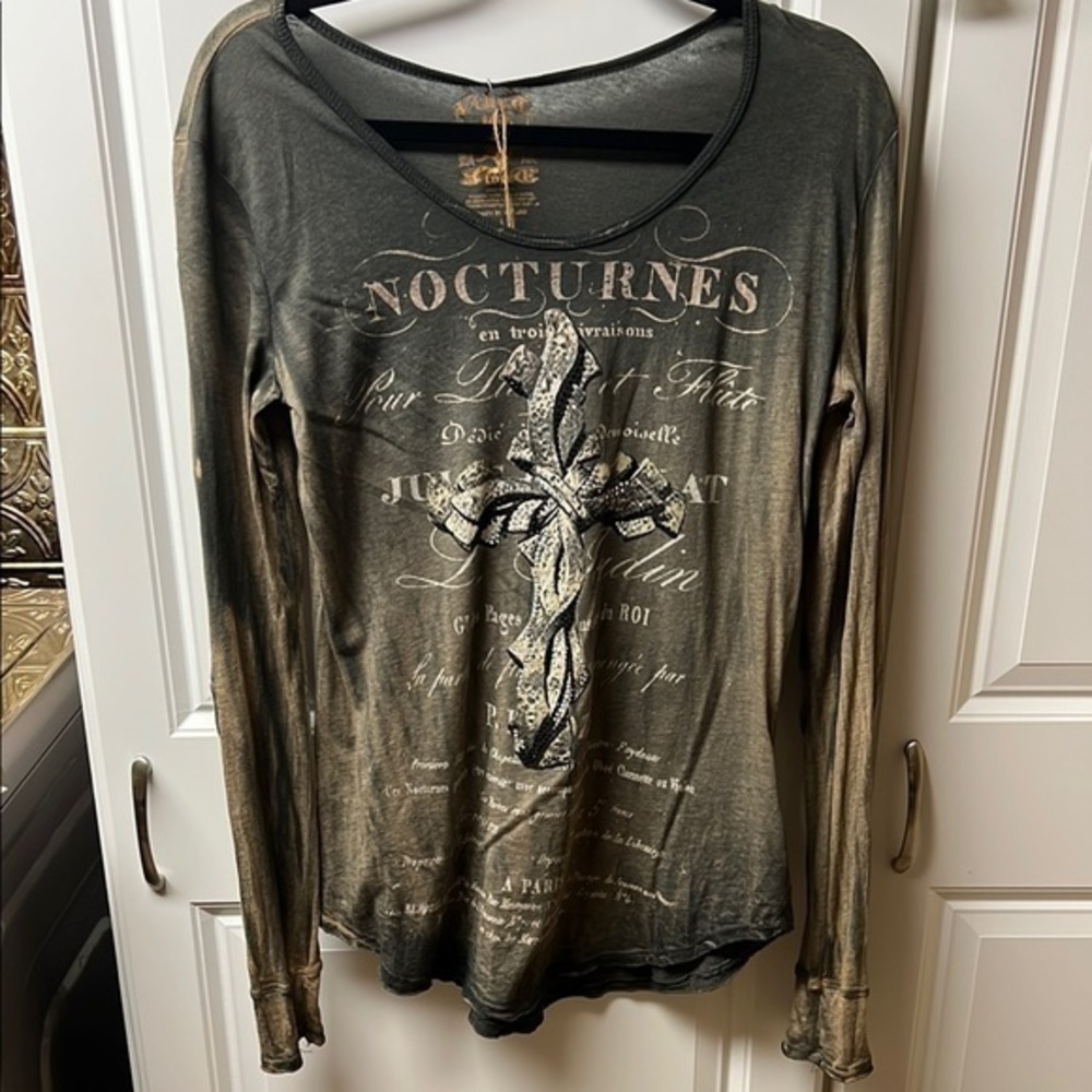 Velvet Stone Cross Graphic Top, BUCKLE, Large, Rhinestones - Picture 1 of 5